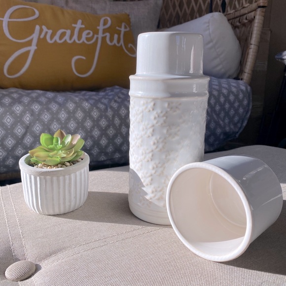 Threshold carafe with pattern- NWT